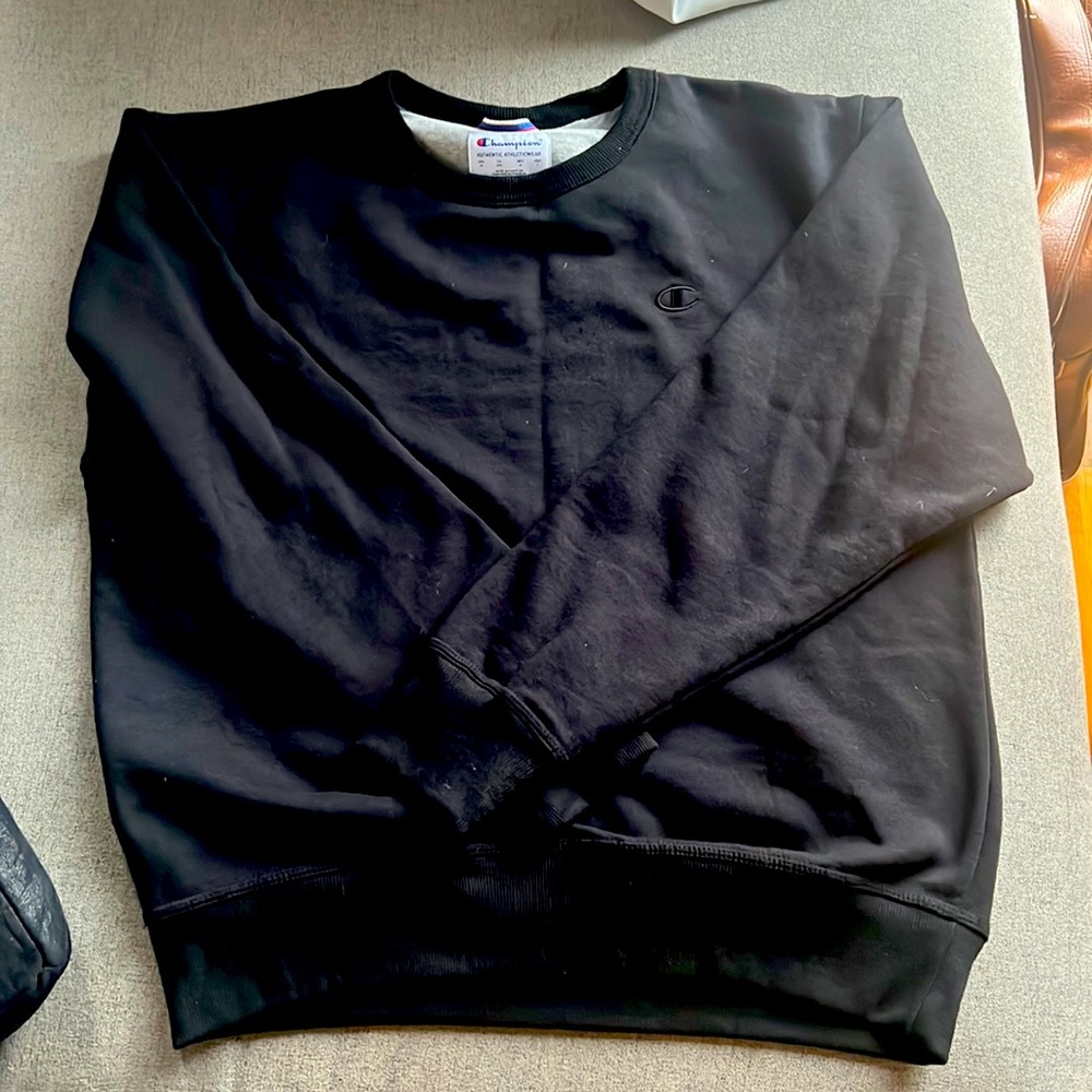 Champion black sweatshirt